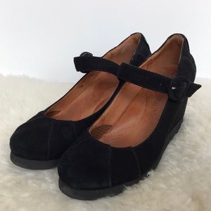 Gentle Souls Dawn & Dirty Suede Mary Jane Size 8